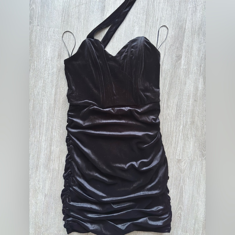 Fashion Nova Elegant Black Velvet Mini Dress